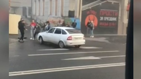 Тюменец протаранил своих обидчиков и сбежал
