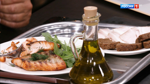 Мясников рассказал, почему врачи реабилитировали "вредную, но вкусную еду"