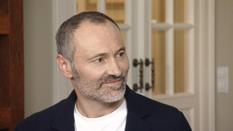 Дмитрий Ульянов рассказал, как "дополз" до Театра Вахтангова