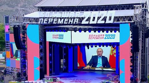 "Большая перемена" отметилась дискотекой в президентской резиденции