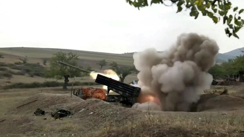 Баку и Ереван могут начать прямые военные действия друг против друга