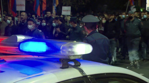 Протестующие собрались у здания Генпрокуратуры в Ереване