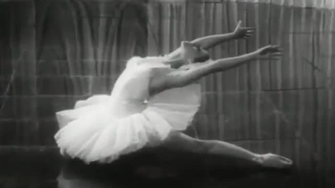 Лебедь. Танцует Майя Плисецкая (1964)