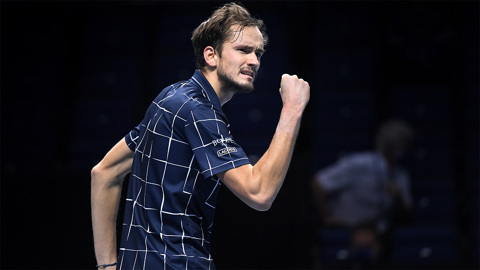 Даниил Медведев впервые вышел в четвертьфинал Australian Open