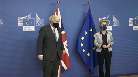 Три дня для принятия решения: переговоры по Brexit снова в тупике