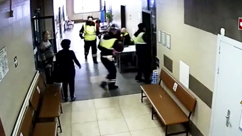 В Зеленограде инспекторы ДПС помогли спасти 6-летнюю девочку