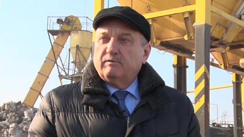 Брал взятки и воровал деньги из казны: в Кирове судят экс-главу города