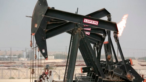 Цена нефти WTI на торгах поднялась выше $50 за баррель