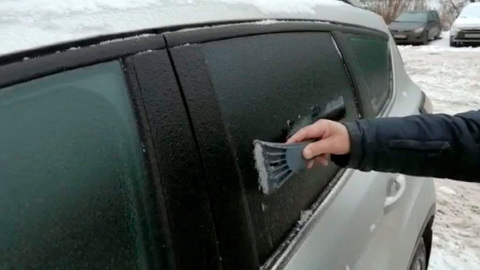 В некоторых районах Москвы прошел ледяной дождь