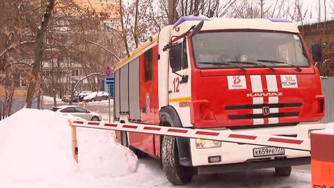 В Москве на 11 парковок со шлагбаумом можно заехать по карте "Тройка"