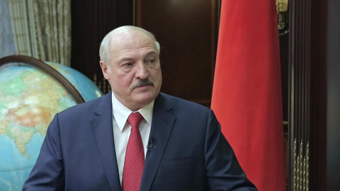 Лукашенко: "Президент – белка в колесе, и остановиться невозможно"