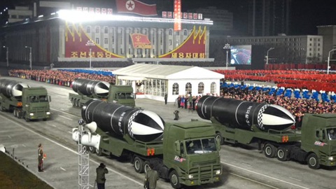Запущенная КНДР ракета пролетела около 450 км