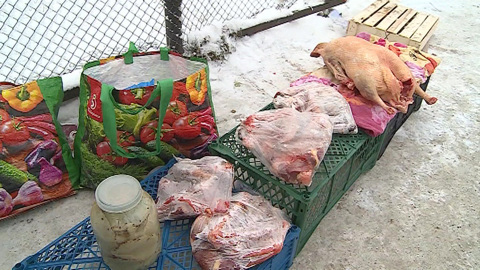 В Омске нелегальные продавцы напали на журналистов