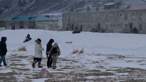 Больше ста сорока человек эвакуировали из замерзающего села Нунлигран на Чукотке