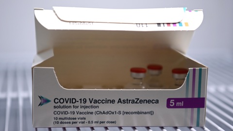 Дипломаты США за рубежом недовольны долгим ожиданием вакцины от COVID