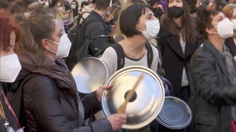 В Риме актёры, танцовщики и музыканты вышли на демонстрацию