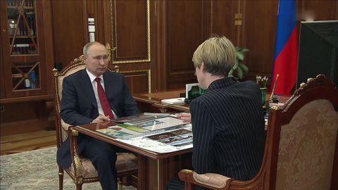 Владимир Путин обсудил развитие федеральной территории "Сириус"