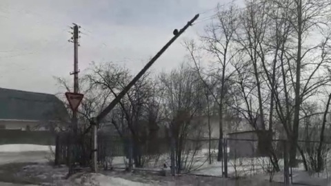Три района Забайкалья остаются частично обесточенными после штормового ветра