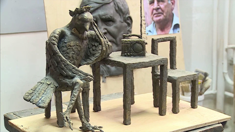 Улицы Курска украсили новые скульптуры. Среди них — Курский соловей