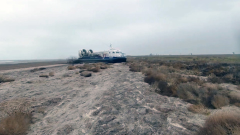 Крымские пограничники получили на вооружение новый катер-амфибию