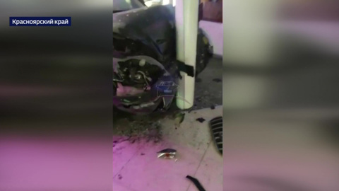 Буйный водитель иномарки протаранил автоцентр