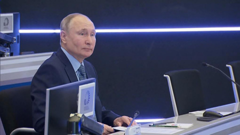 Путин назвал координационный центр правительства современным инструментом управления