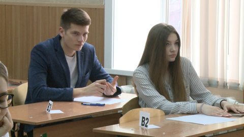 В Рособрнадзоре назвали сроки проведения итогового сочинения в школах