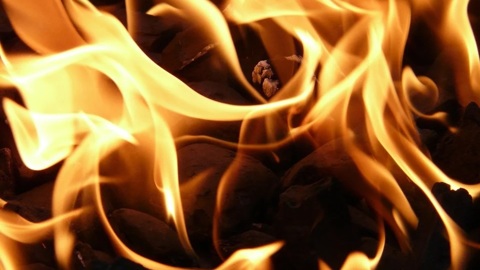 В Риге при пожаре в хостеле погибли восемь человек
