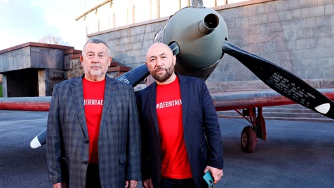 "Очень любящий дед": сын Девятаева поделился личными воспоминаниями об отце
