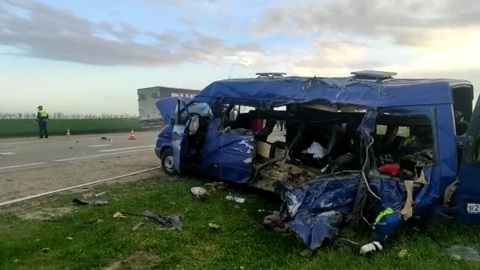 Пять детей погибли в тяжелой аварии в Ставропольском крае