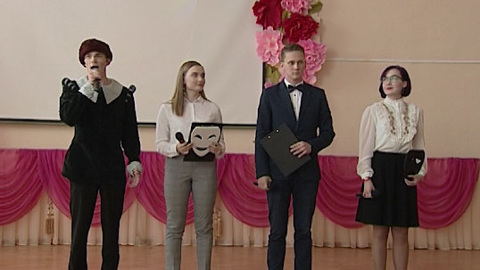 Аналитики подсчитали во сколько обойдутся цветы к последнему звонку