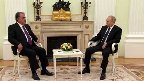 Путин: Россия делает всё, чтобы поддержать Таджикистан