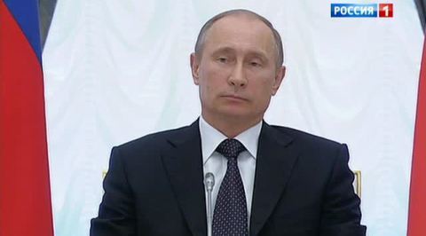 Путин призвал чиновников вкалывать и не заниматься блудом