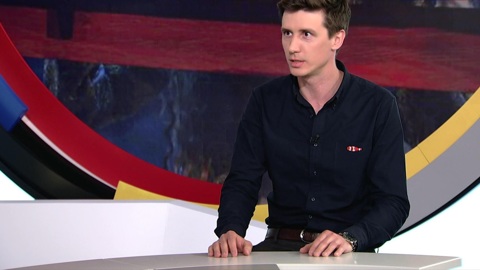Режиссер Анатолий Шульев – о премьере "Дурочки" в театре Вахтангова