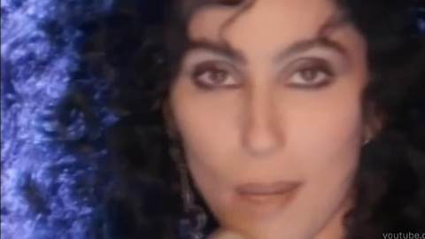 Певица Шер празднует юбилей