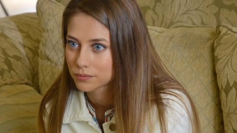 Деньги против любви: на "России 1" начинается сериал "По разным берегам"