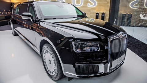 Путин дал старт запуску серийного производства автомобилей Aurus