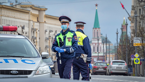 Не прошедшие вакцинацию водители такси и автобусов в Подмосковье не будут допускаться к работе