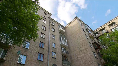 Захват в заложники и разбитое оборудование: нападение на съемочную группу "Вестей"