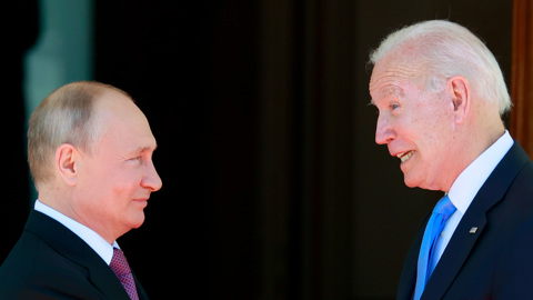 Путин и Байден договорились о возвращении послов
