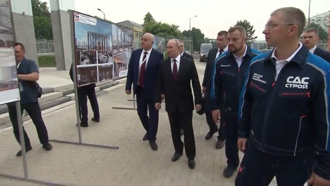 Владимир Путин ознакомился со строительством объектов Сибирского кластера искусств