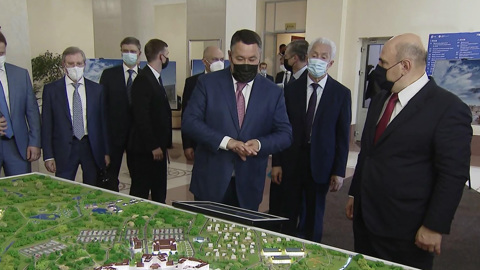 Премьер Мишустин ознакомился с работой ведущих предприятий Тверской области