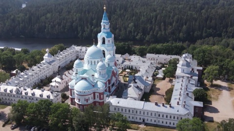 У Восточных ворот Валаамского монастыря открылась фотовыставка