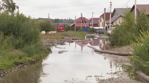 Под Иркутском спасают затопленное село