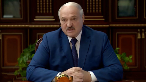 Лукашенко назвал власти Литвы "мерзавцами"