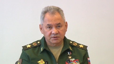 Шойгу осмотрел производство новейшего вооружения для армии России