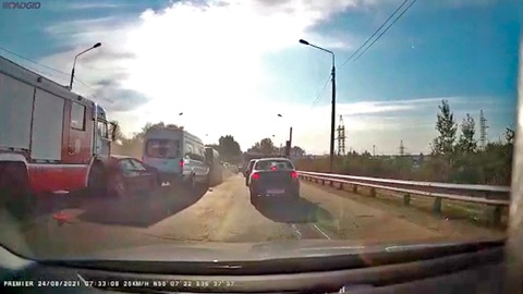 В Обнинске пожарная машина устроила массовое ДТП