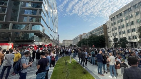 В Москве более 10 тыс. человек эвакуировали из-за пожара в бизнес-центре