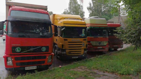 На трассе между Геленджиком и Новороссийском ограничили движение грузовиков