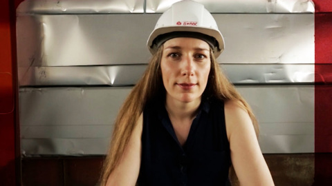 Александра Weld Queen